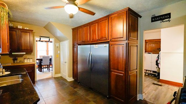 2201 RAYMOND Avenue, Council Bluffs, IA 51503