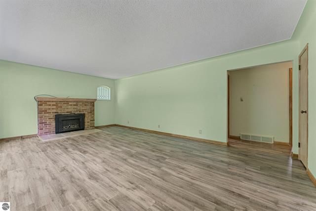 2007 S Lake Mitchell Drive, Cadillac, MI 49601