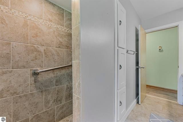 2007 S Lake Mitchell Drive, Cadillac, MI 49601