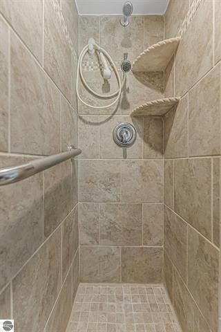 2007 S Lake Mitchell Drive, Cadillac, MI 49601