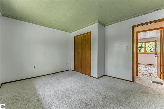 2007 S Lake Mitchell Drive, Cadillac, MI 49601