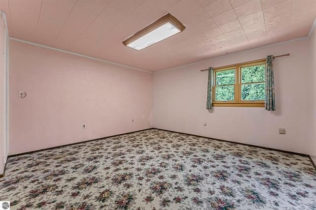 2007 S Lake Mitchell Drive, Cadillac, MI 49601