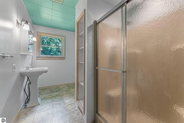 2007 S Lake Mitchell Drive, Cadillac, MI 49601