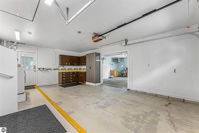 2007 S Lake Mitchell Drive, Cadillac, MI 49601