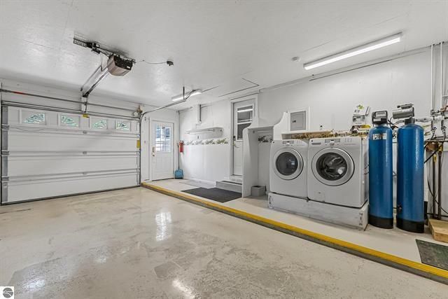 2007 S Lake Mitchell Drive, Cadillac, MI 49601