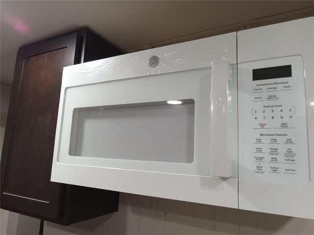 3650 PECONIC WAY, Holiday, FL 34691