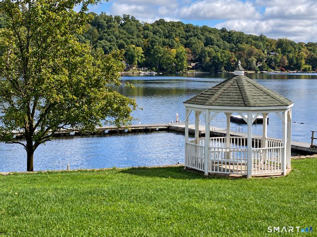 9 Keplers Way, New Fairfield, CT 06812