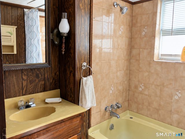 9 Keplers Way, New Fairfield, CT 06812