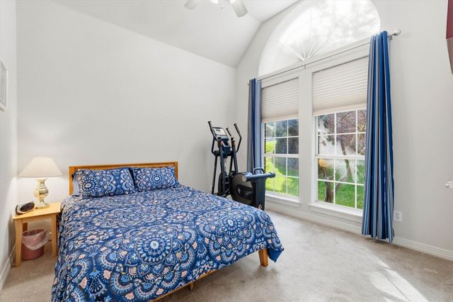 617 Hawthorn Circle, Highland Village, TX 75077