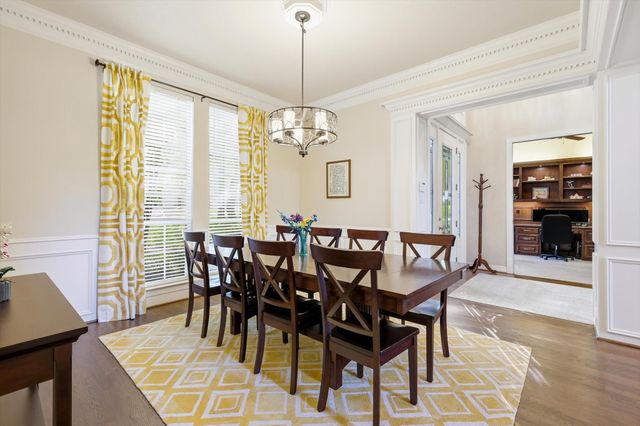 617 Hawthorn Circle, Highland Village, TX 75077