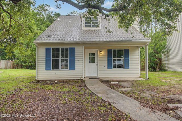 1750 James Buchanan Drive, Biloxi, MS 39531
