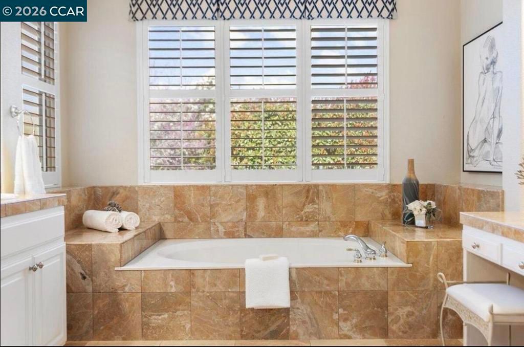 Image 22 of property listing at 2041 2041 Kent Dr, Brentwood, CA 94513