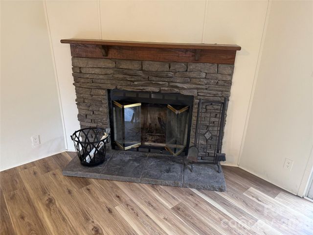 79 Jordan Road, Swannanoa, NC 28778