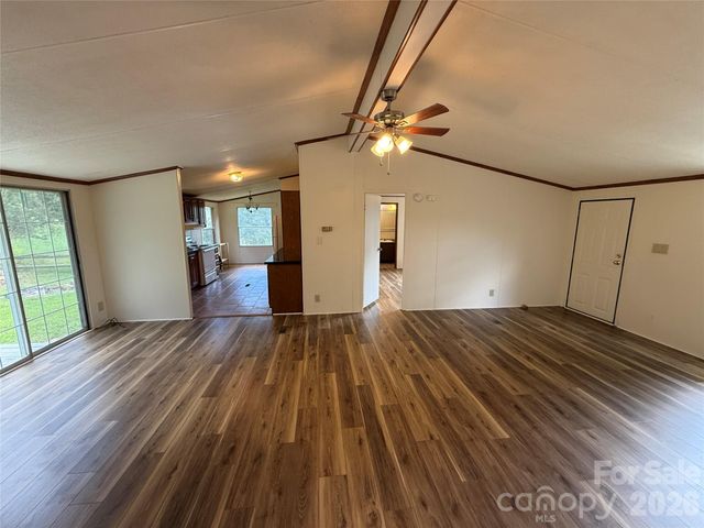79 Jordan Road, Swannanoa, NC 28778