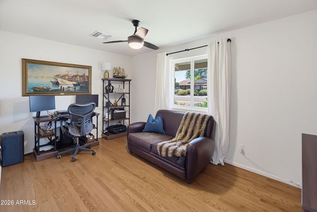 3936 E Desert Cove Avenue, Phoenix, AZ 85028