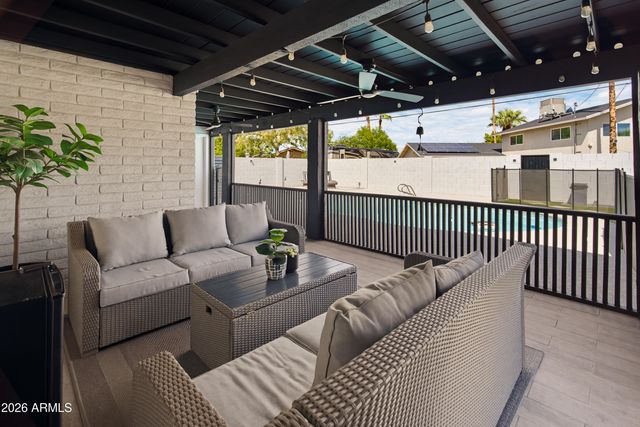 3936 E Desert Cove Avenue, Phoenix, AZ 85028