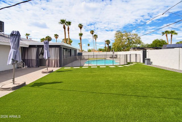 3936 E Desert Cove Avenue, Phoenix, AZ 85028