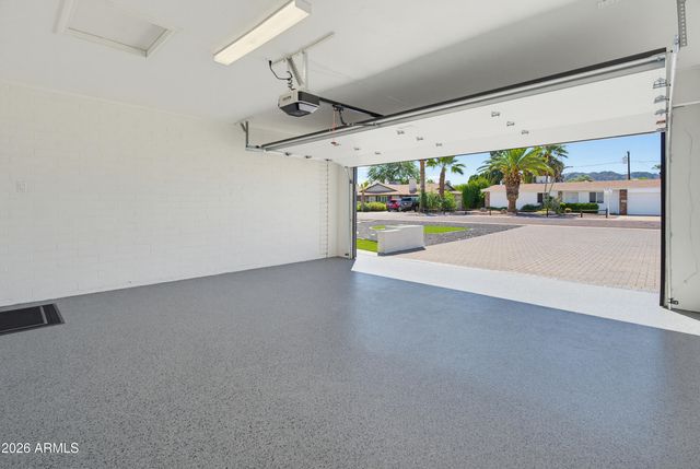 3936 E Desert Cove Avenue, Phoenix, AZ 85028