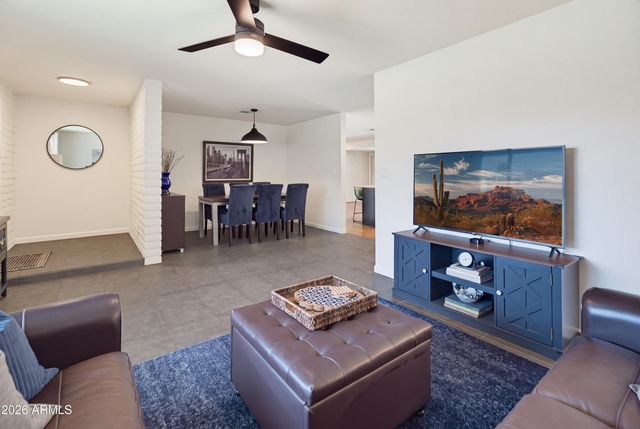 3936 E Desert Cove Avenue, Phoenix, AZ 85028