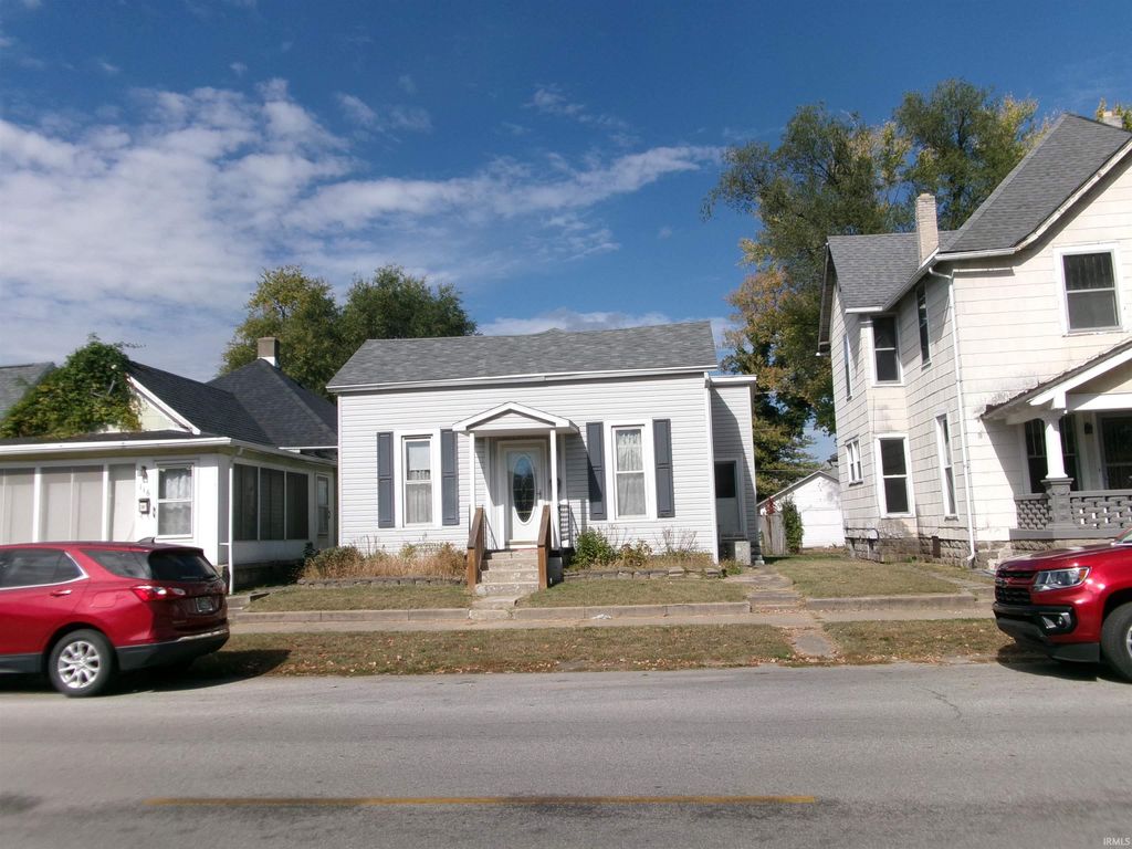 114 W 7th Street, Peru, IN 46970