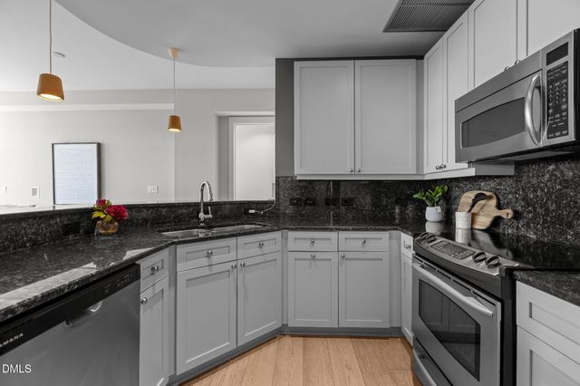 618 N Boylan Avenue 810-A, Raleigh, NC 27603