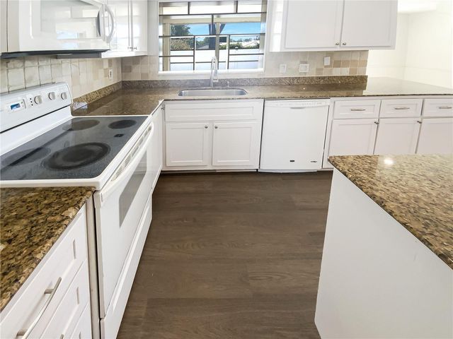 10454 138TH STREET, Largo, FL 33774