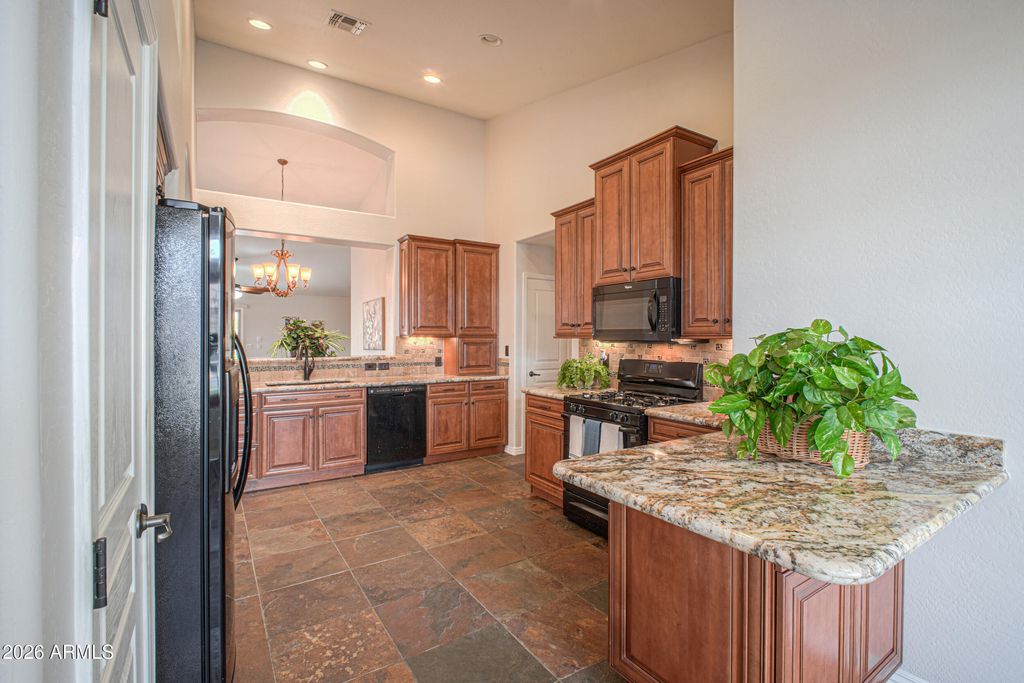 41618 W ELM Drive, Maricopa, AZ 85138 — photo 2