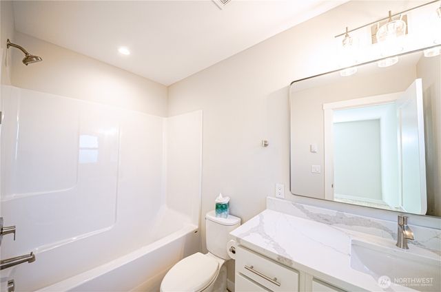 420 Swordfern Court SW, Ocean Shores, WA 98569