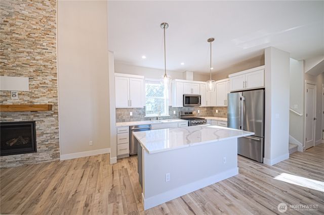 420 Swordfern Court SW, Ocean Shores, WA 98569