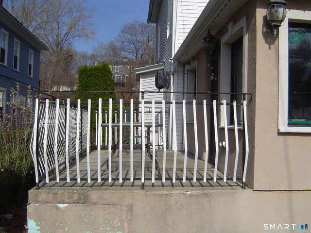 2472 Whitney Avenue, Hamden, CT 06518