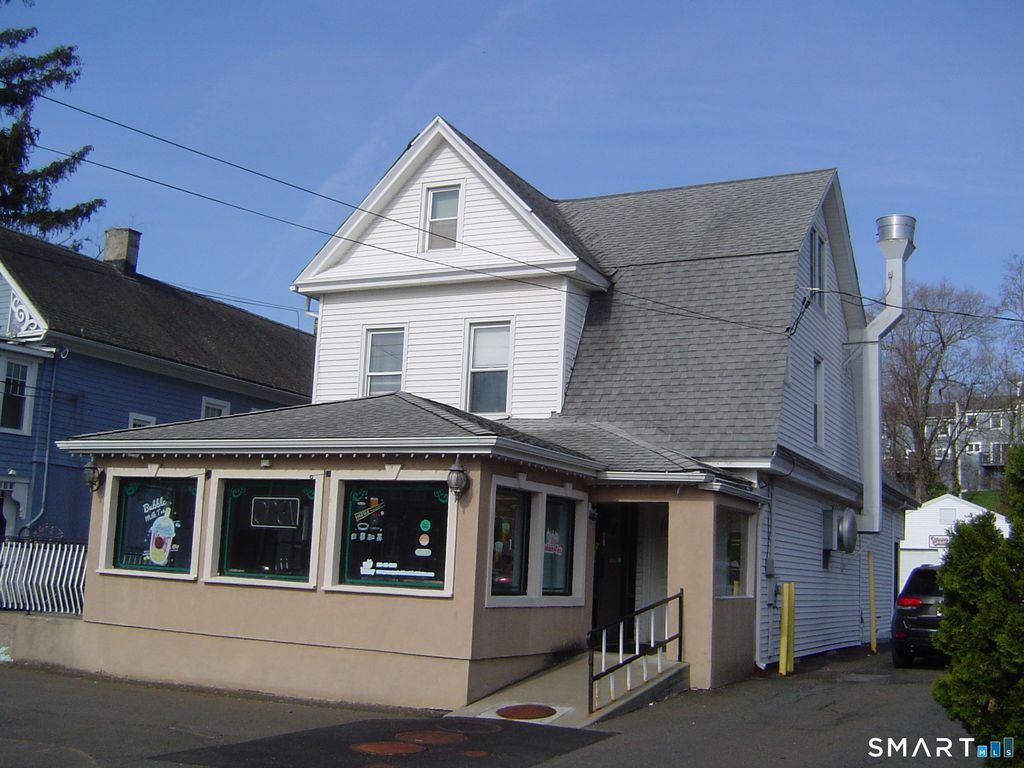 2472 Whitney Avenue, Hamden, CT 06518
