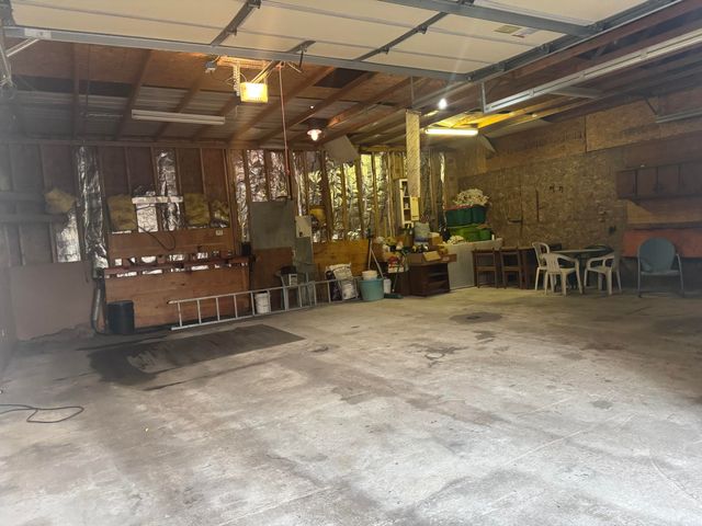 1298 E State Road 10, Wheatfield, IN 46392