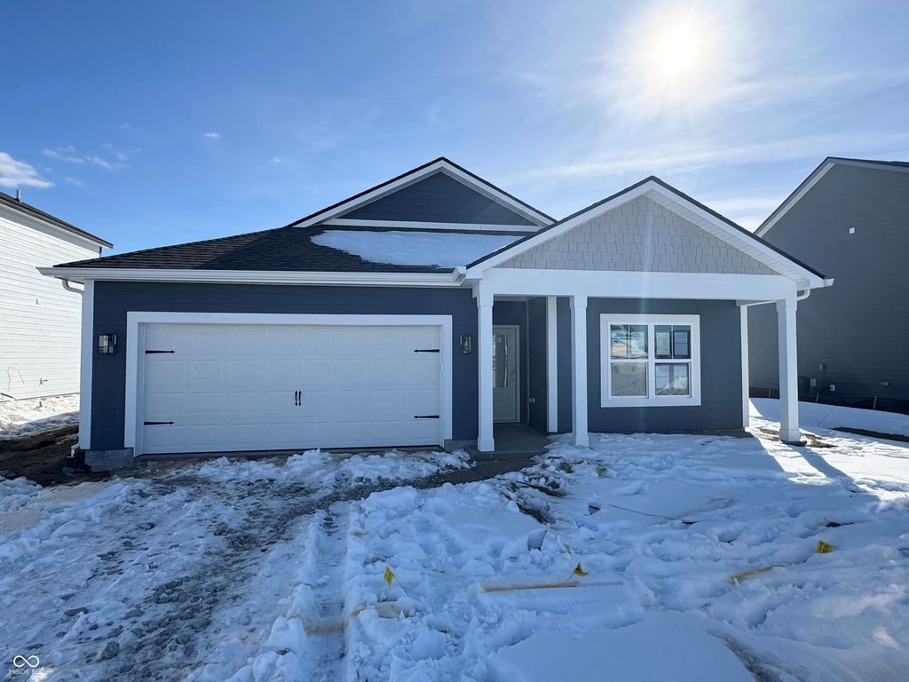 5841 Crotal Avenue, Greenwood, IN 46143