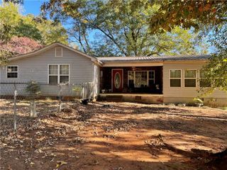 75 Fairhaven Lane, Cleveland, GA 30528