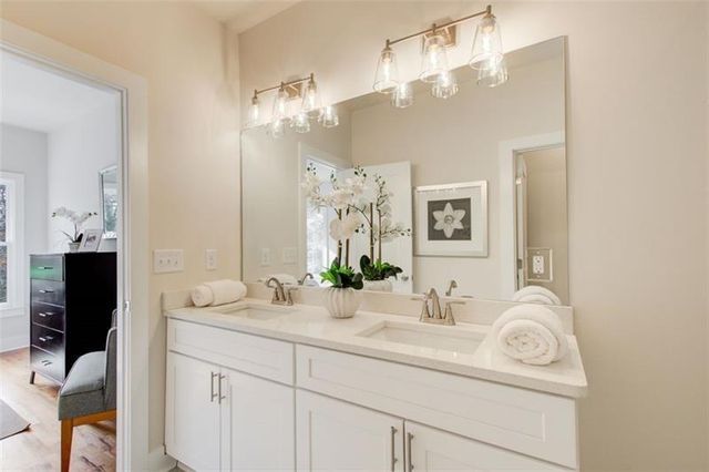 1240 Oakland SW Terrace B, Atlanta, GA 30310