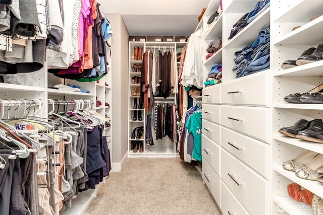 1094 Potlatch Drive, Fox Island, WA 98333