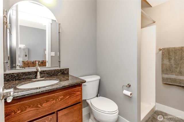 1094 Potlatch Drive, Fox Island, WA 98333