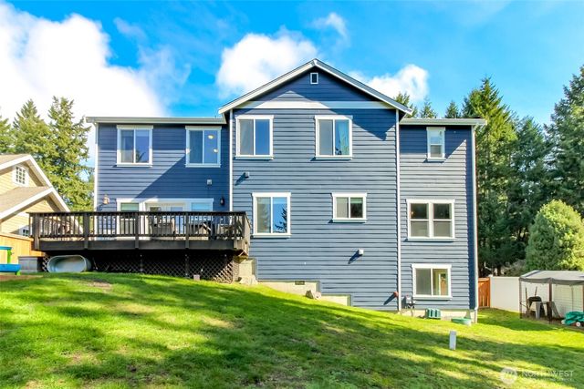 1094 Potlatch Drive, Fox Island, WA 98333