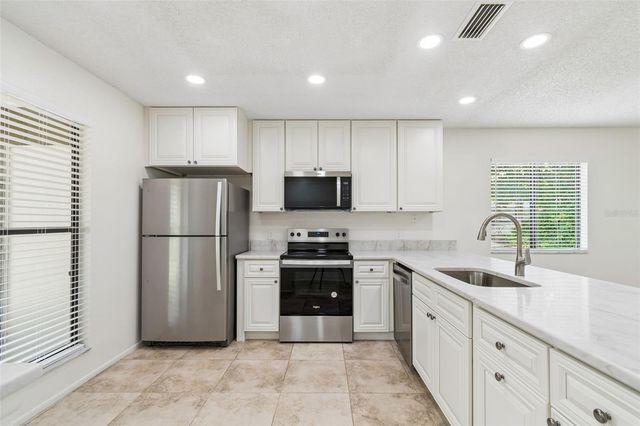 2945 GROVEWOOD BOULEVARD A, Palm Harbor, FL 34683