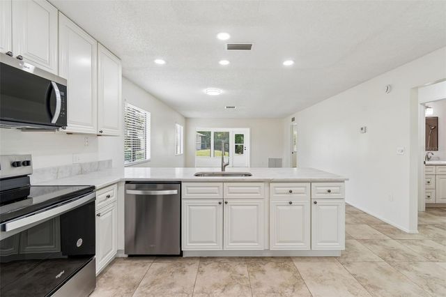 2945 GROVEWOOD BOULEVARD A, Palm Harbor, FL 34683