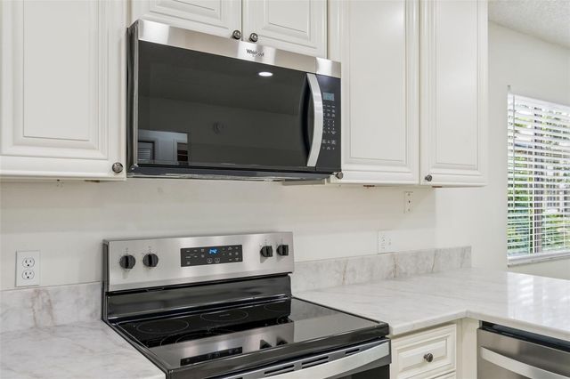 2945 GROVEWOOD BOULEVARD A, Palm Harbor, FL 34683