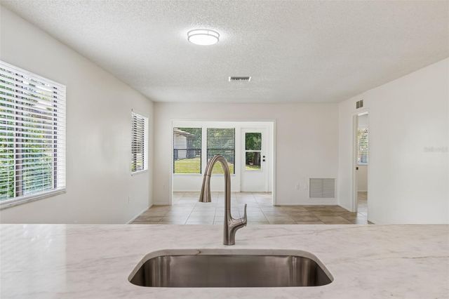 2945 GROVEWOOD BOULEVARD A, Palm Harbor, FL 34683