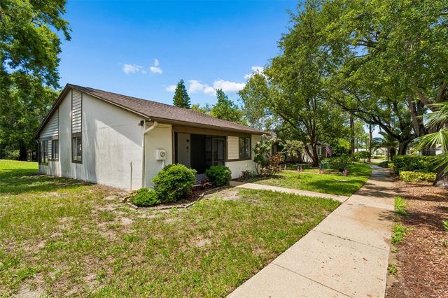 2945 GROVEWOOD BOULEVARD A, Palm Harbor, FL 34683
