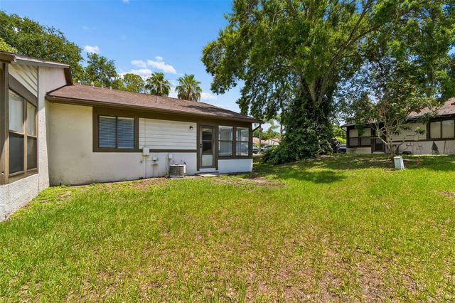 2945 GROVEWOOD BOULEVARD A, Palm Harbor, FL 34683
