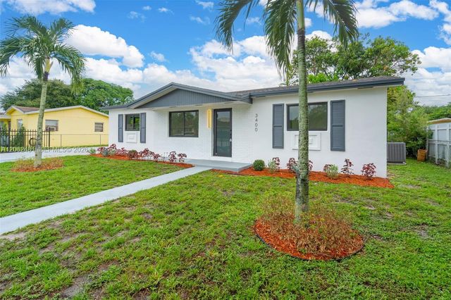 3400 NW 211th St, Miami Gardens, FL 33056