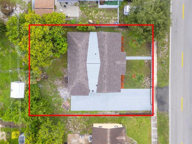 3400 NW 211th St, Miami Gardens, FL 33056