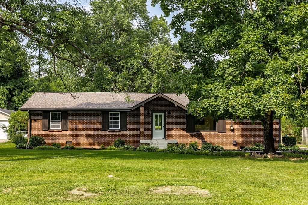 3046 Patton Branch Rd, Goodlettsville, TN 37072