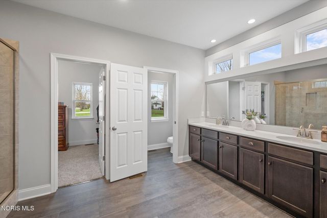 3901 Plumey Road, Northwood, OH 43619