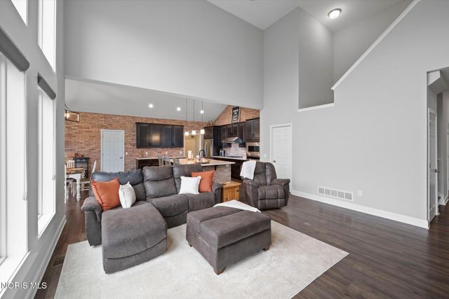 3901 Plumey Road, Northwood, OH 43619