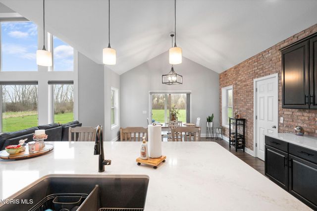 3901 Plumey Road, Northwood, OH 43619
